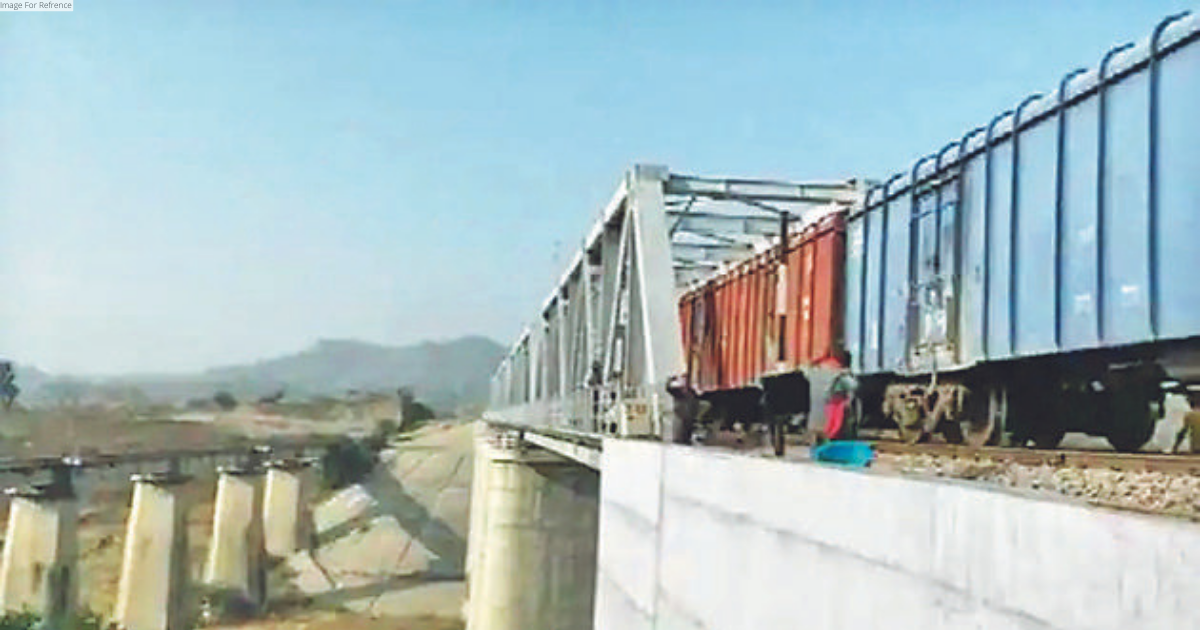 Udpr-Ahmd rail route repaired, ATS-SOG to be in Udpr today